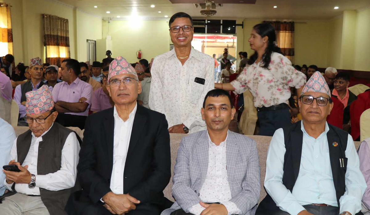 अर्थतन्त्र संकटमा पुग्दापनि सरकारले कुनै चासो देखाएनः विष्णु पौडेल